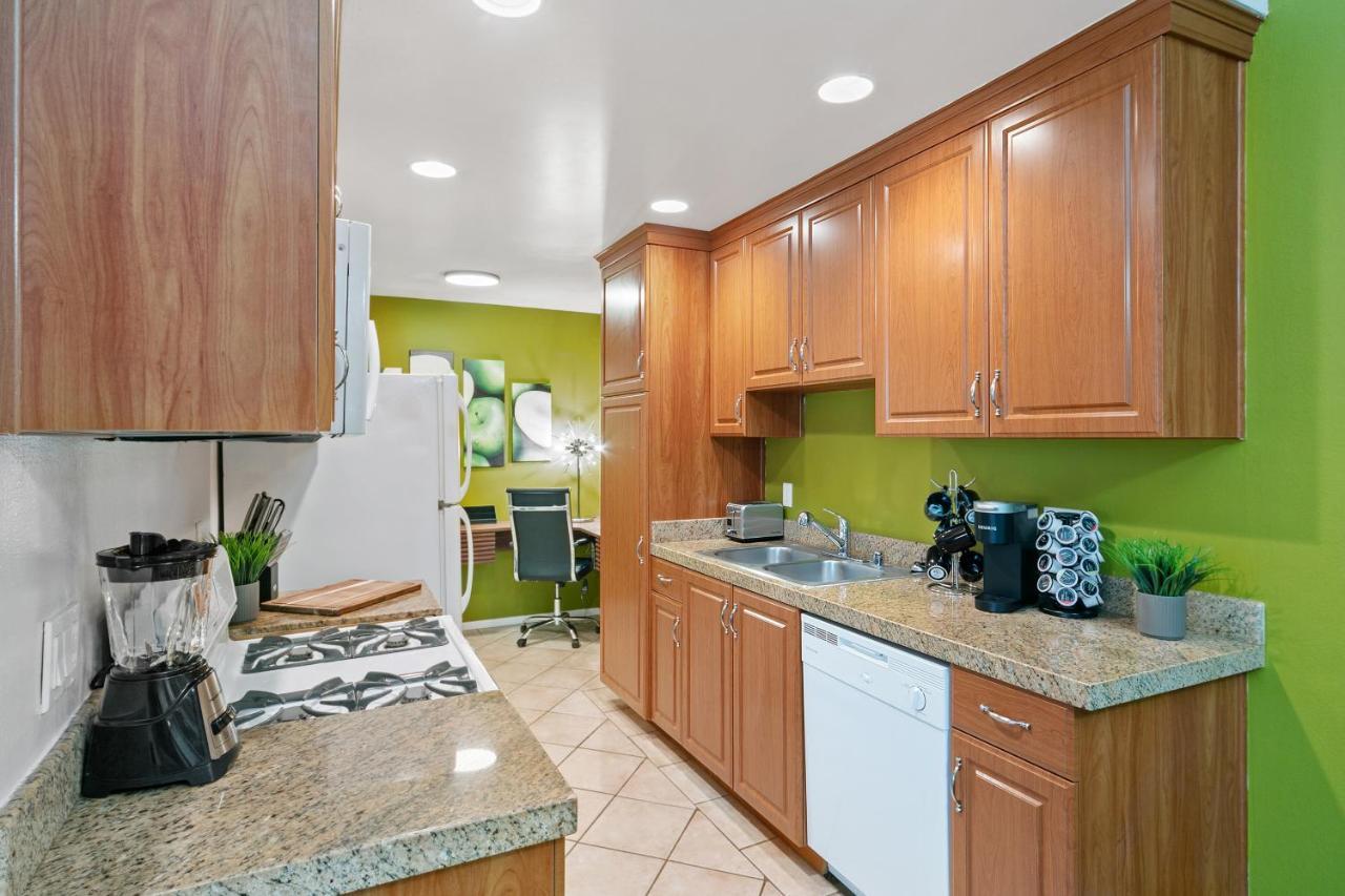 Beverly Hills Gem 1 Bedroom Apt With Parking 218 로스앤젤레스 외부 사진