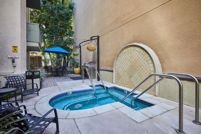Beverly Hills Gem 1 Bedroom Apt With Parking 218 로스앤젤레스 외부 사진