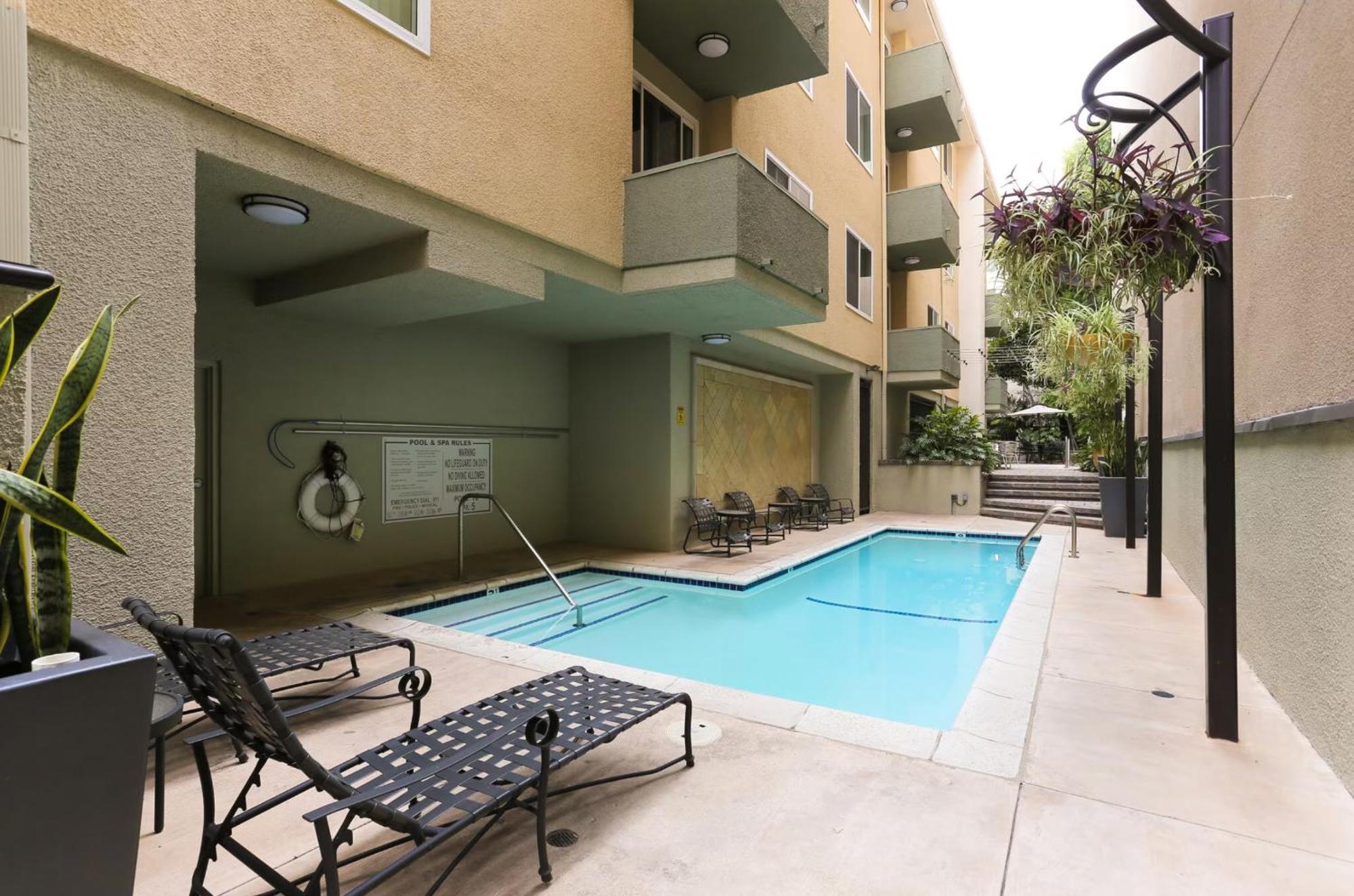 Beverly Hills Gem 1 Bedroom Apt With Parking 218 로스앤젤레스 외부 사진